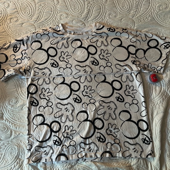Disney Tops - Disney Mickey Mouse Graphic Tee - Black & White